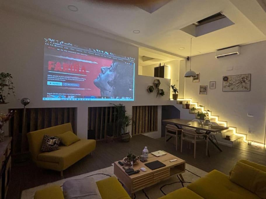 The Special Loft Plaza Castilla Мадрид Екстериор снимка